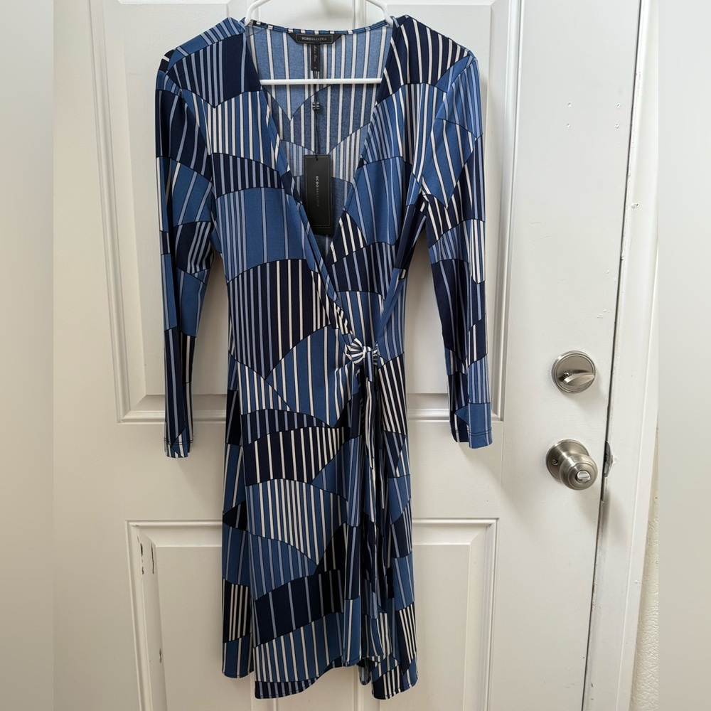 NWT BCBGMaxAzria Navy and White Long Sleeve Dress